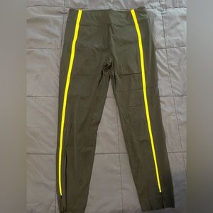 Zyia Leggings- size 14-16